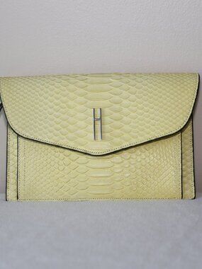 NWOT! Authentic Hayward Bobby Genuine Python Snakeskin Clutch Yellow $1890